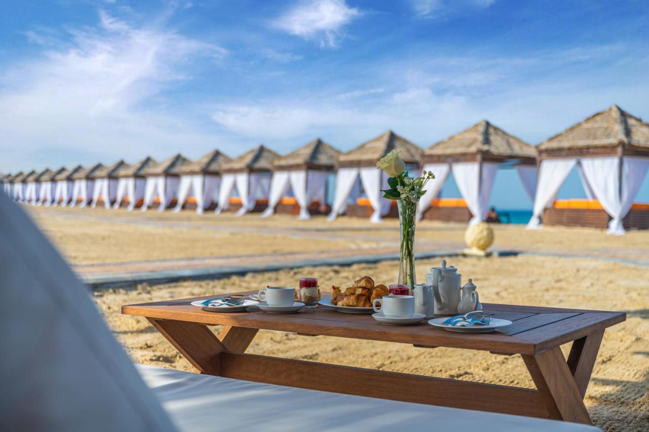 Glamping Regency Sealine Camp